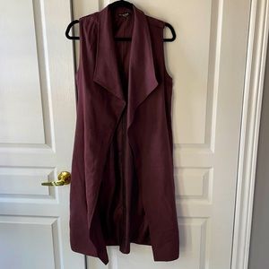 **BLOWOUT SALE $20 OR LESS** Trendy long vest